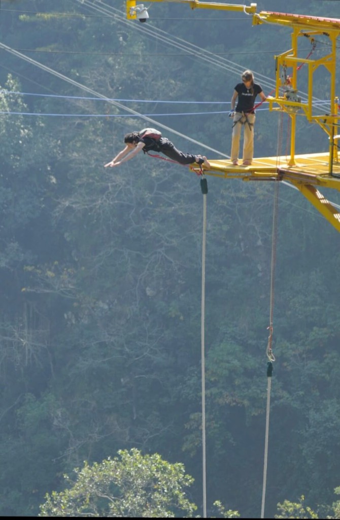 Bungee jumping in Goa 1