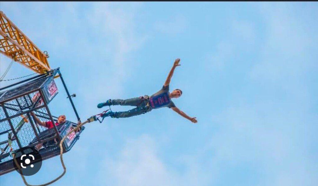 Bungee jumping in Goa 3