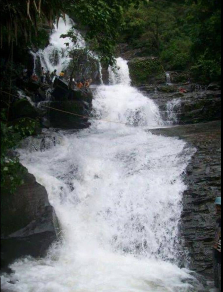 waterfalls in Goa 4