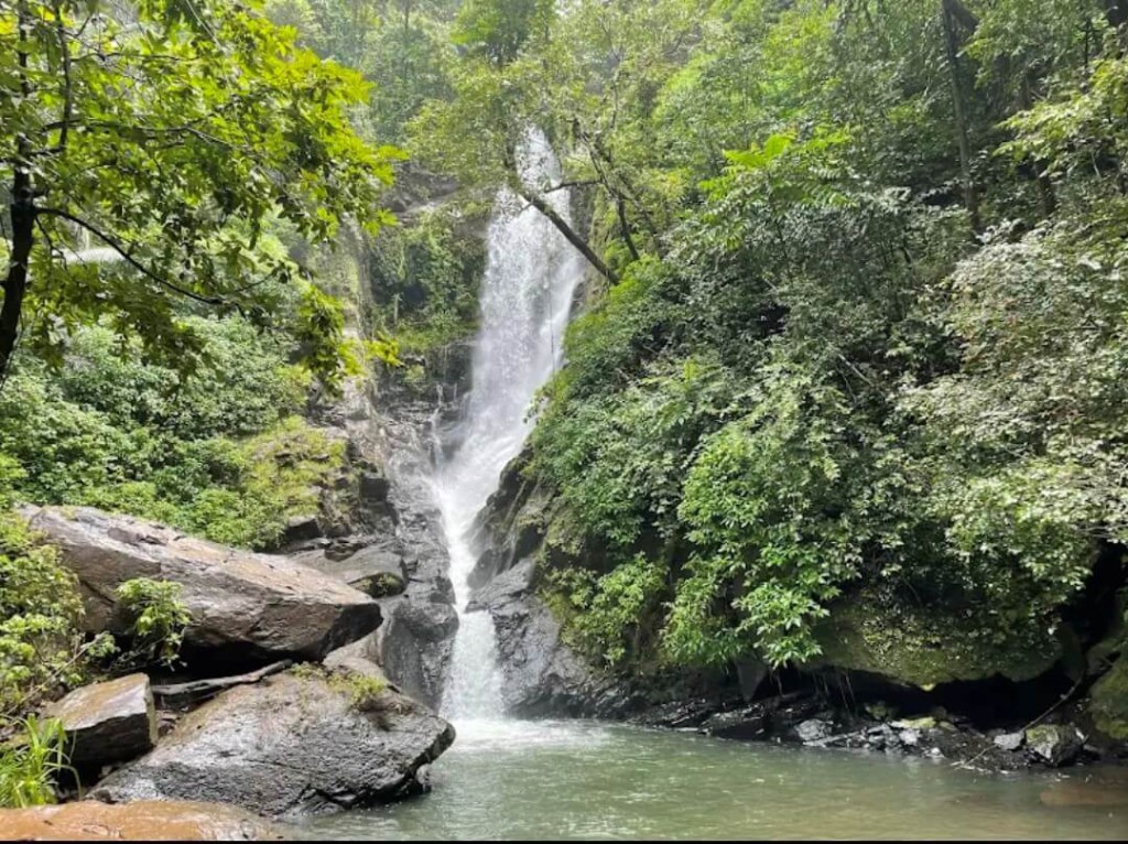 waterfalls in Goa 7