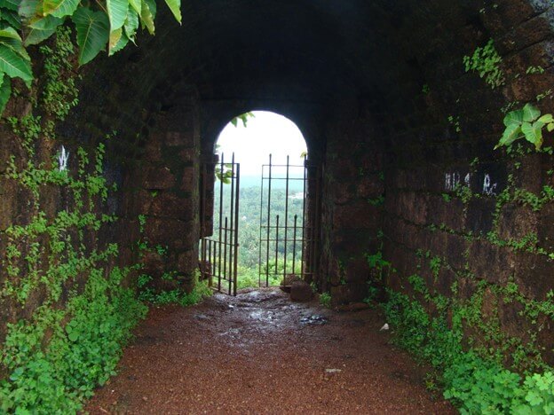 chapora fort goa 1