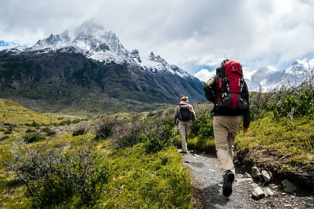 trekking