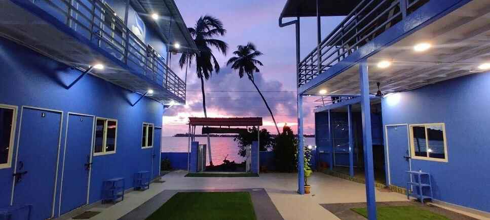 Bon Voyage Hostel Goa 9