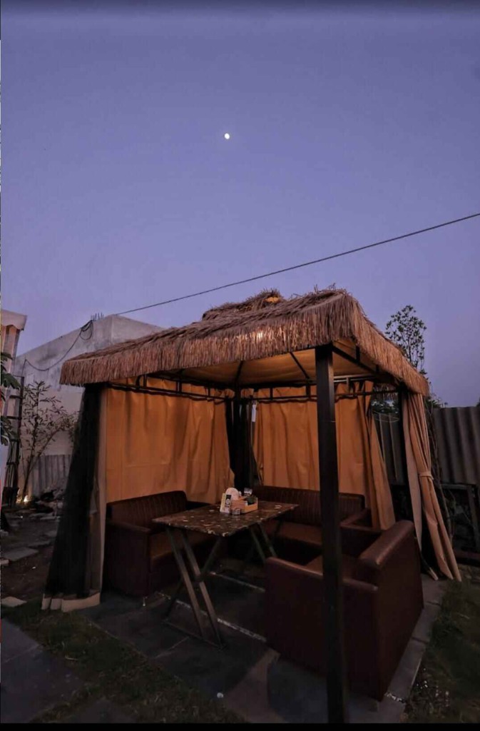 Best Private Cabin Cafe And Restaurant For Couples In Bhopal 27
