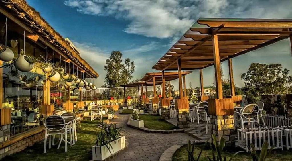 Best Private Cabin Cafe And Restaurant For Couples In Dehradun 21