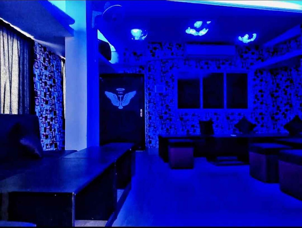 Best Private Cabin Cafe And Restaurant For Couples In Howrah 9