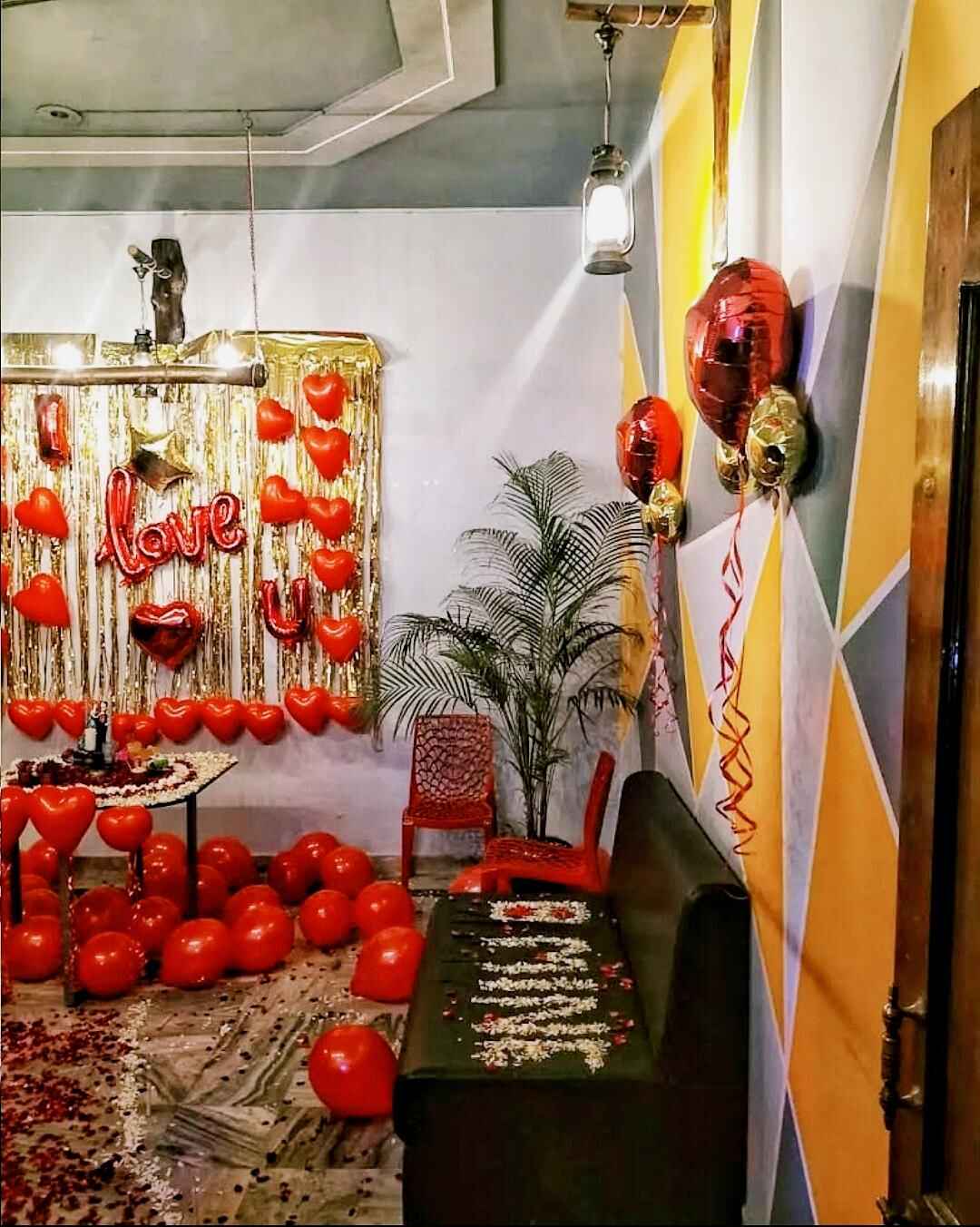 15 Best Private Cabin Cafe And Restaurant For Couples In Jabalpur