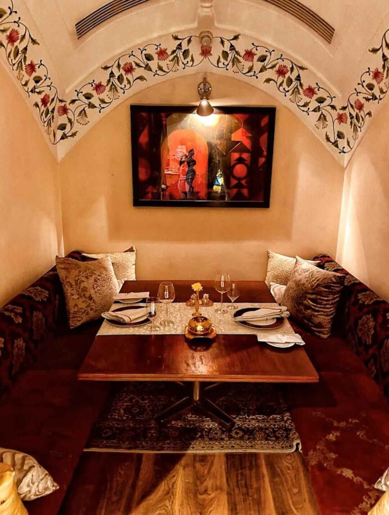 Best Private Cabin Cafe And Restaurant For Couples In Jaipur 8