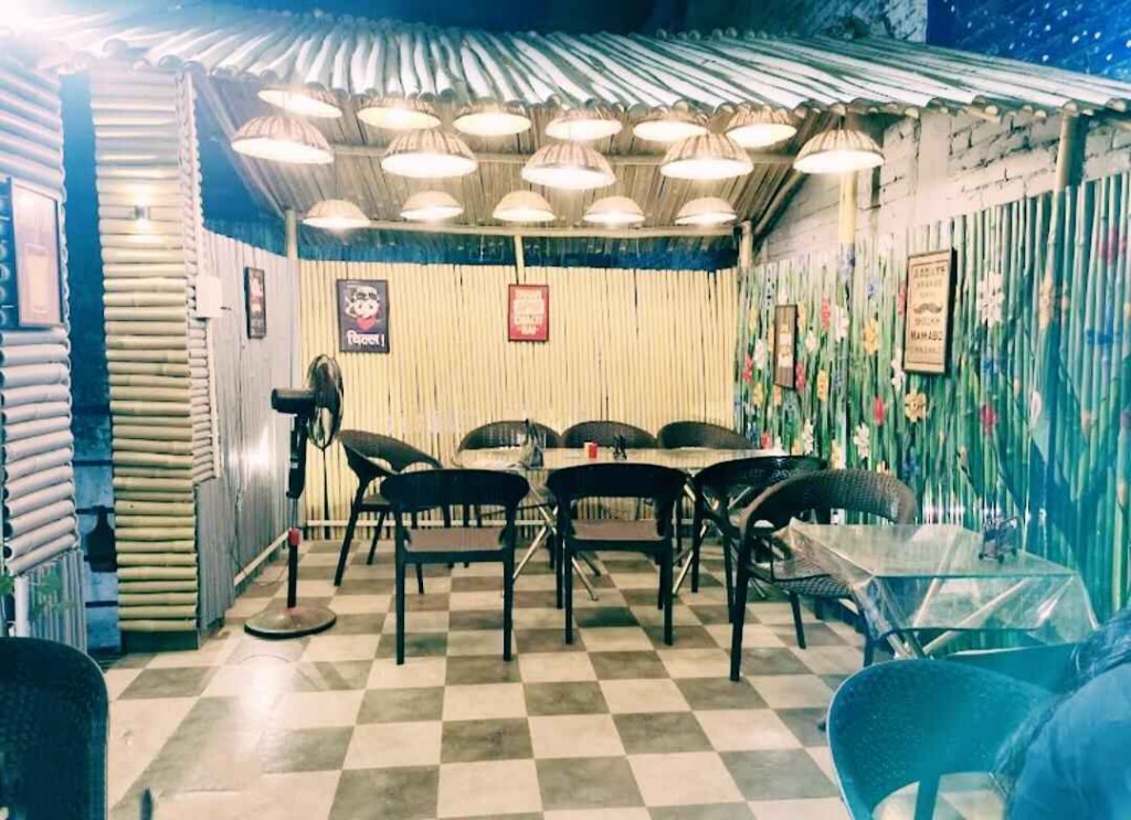 Best Private Cabin Cafe And Restaurant For Couples In Kanpur 24
