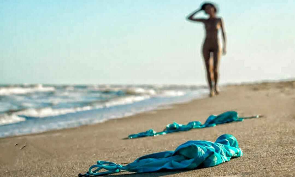 nude beach in Bahamas 1